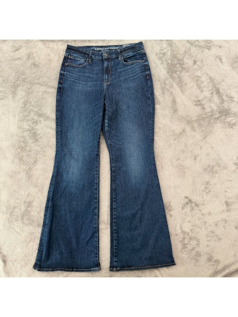 NWT American Eagle Curvy Flare Jeans 12 31 Regular Super High Rise